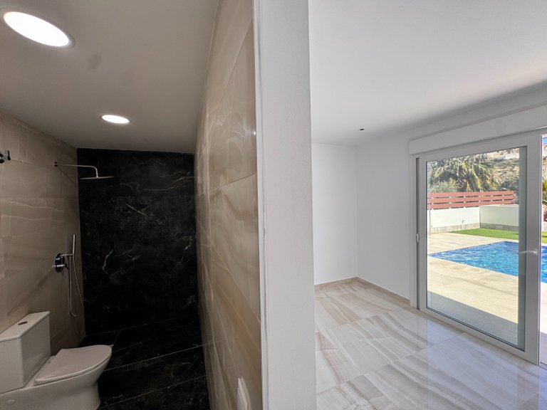 Villa for Sale in Golf La Marquesa (Ciudad Quesada), Rojales, Alicante 37