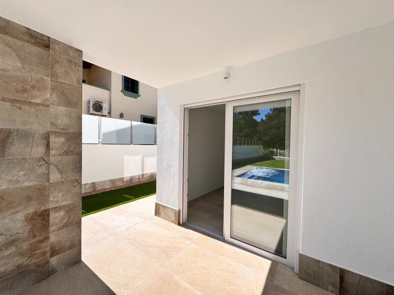 Villa for Sale in Golf La Marquesa (Ciudad Quesada), Rojales, Alicante 40