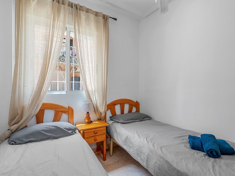 Apartment for Sale in Torrevieja, Alicante, 13