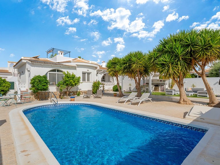 Villa for Sale in Pueblo Bravo, Ciudad Quesada, Alicante 1