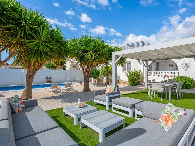 Villa for Sale in Pueblo Bravo, Ciudad Quesada, Alicante 3