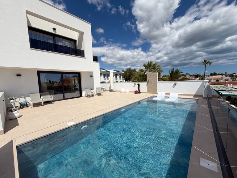 Villa for Sale in Rojales, Ciudad Quesada, Alicante 1