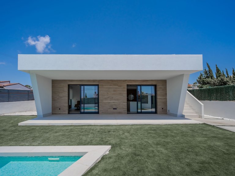Villa for Sale in Ciudad Quesada, Ciudad Quesada - Rojales, Alicante 2