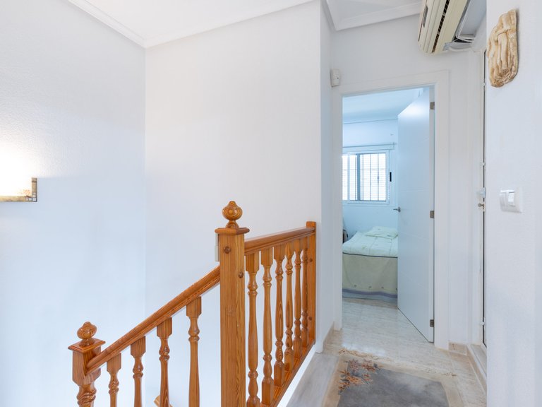 Villa for Sale in Orihuela Costa, Alicante, 13
