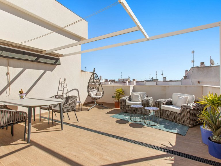 Apartment for Sale in Torrevieja, Alicante, 19