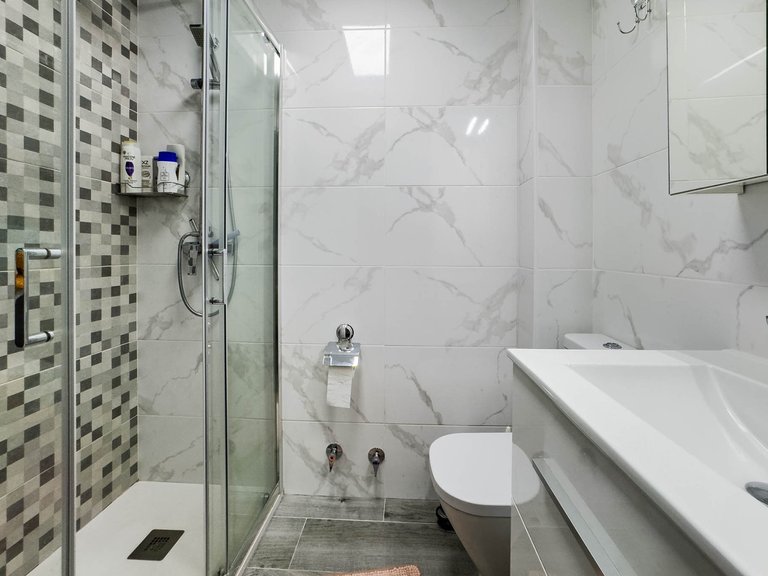 Apartment for Sale in Torrevieja, Alicante, 13