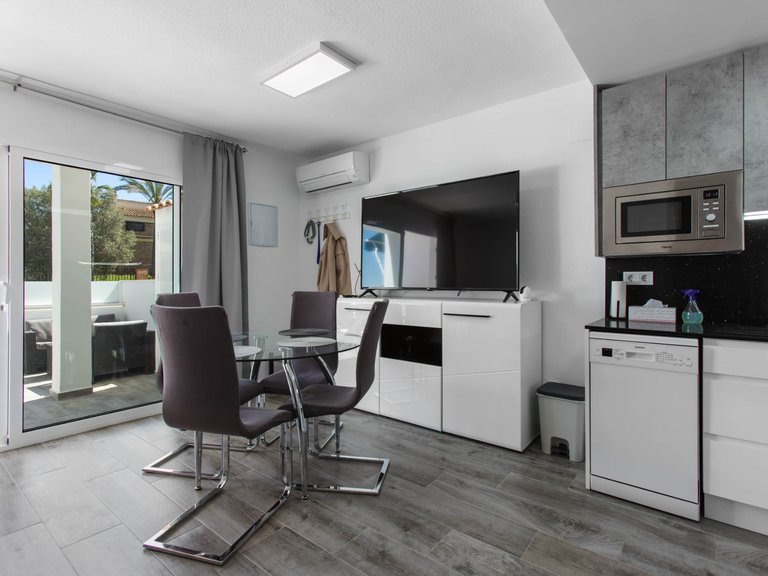 Apartment for Sale in Torrevieja, Alicante, 8