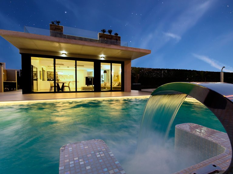 Villa for Sale in Villamartin, Alicante 4