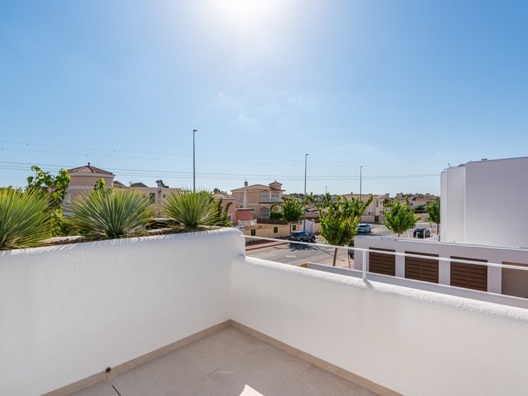 Villa for Sale in Serena Golf resort, Los Alcazares, Murcia 6
