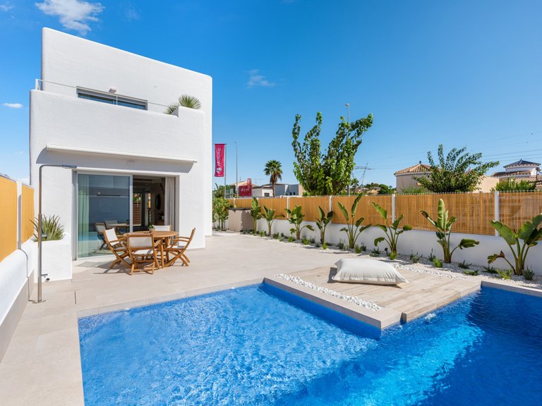 Villa for Sale in Serena Golf resort, Los Alcazares, Murcia 2