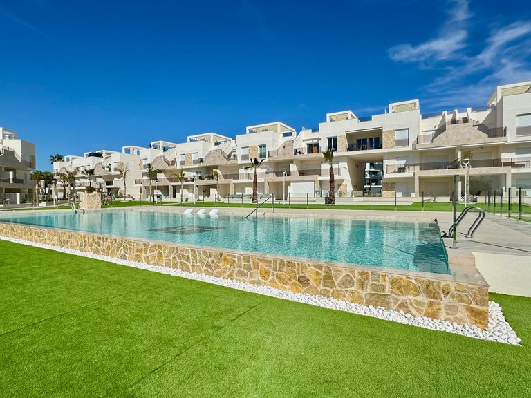 Apartment for Sale in El Raso, Guardamar Del Segura, Alicante 1
