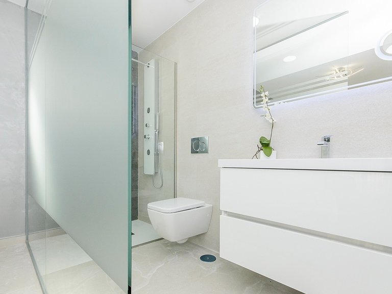 Apartment for Sale in Villamartin, Alicante 26