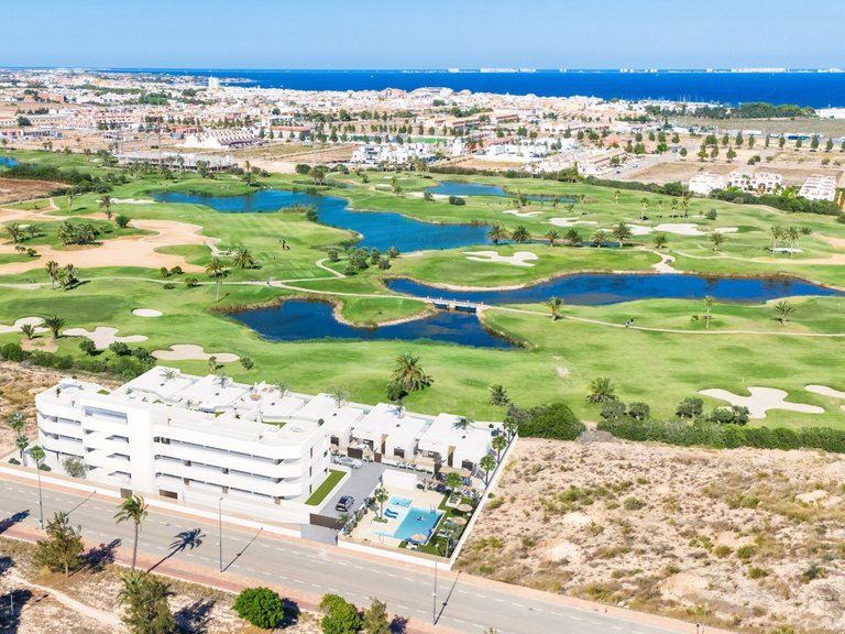 Apartment for Sale in Serena Golf resort, Los Alcazares, Murcia 11