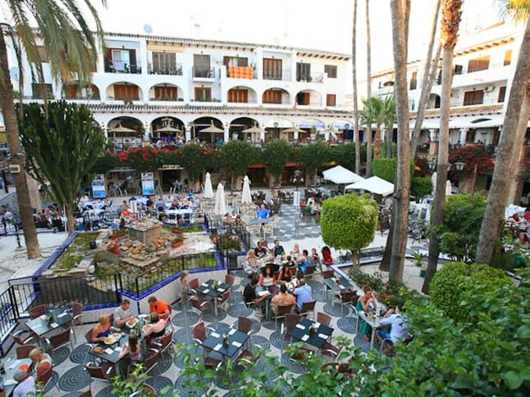 Town House for Sale in Pau 26, Villamartin, Alicante 25