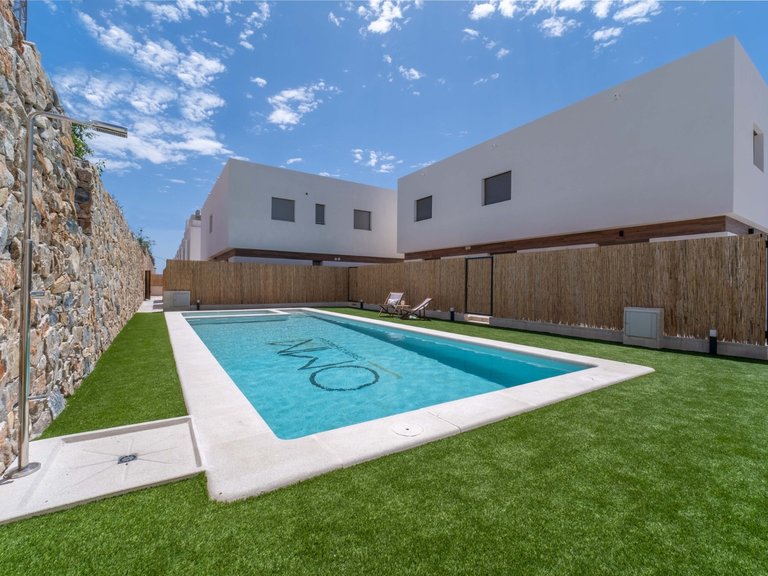 Town House for Sale in Pau 26, Villamartin, Alicante 3
