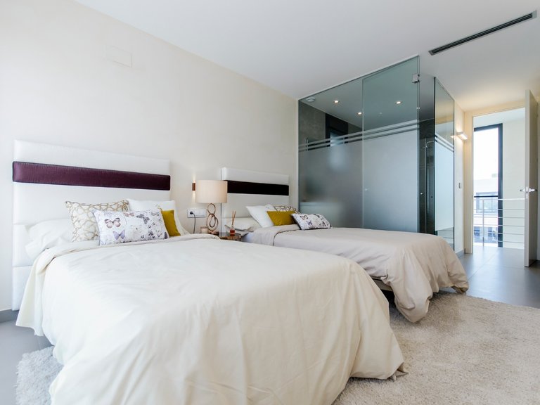 Villa for Sale in Cabo Roig, Alicante 15