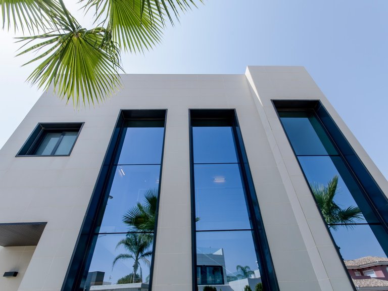 Villa for Sale in Cabo Roig, Alicante 24