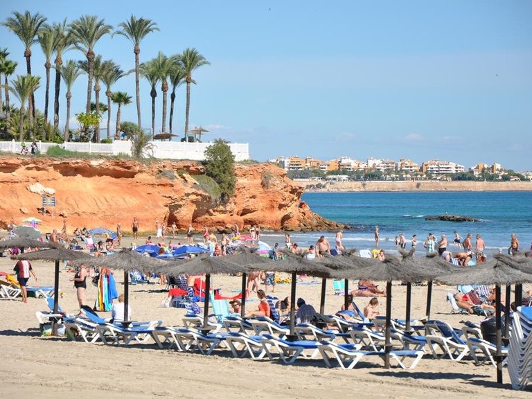 Villa for Sale in Cabo Roig, Alicante 33