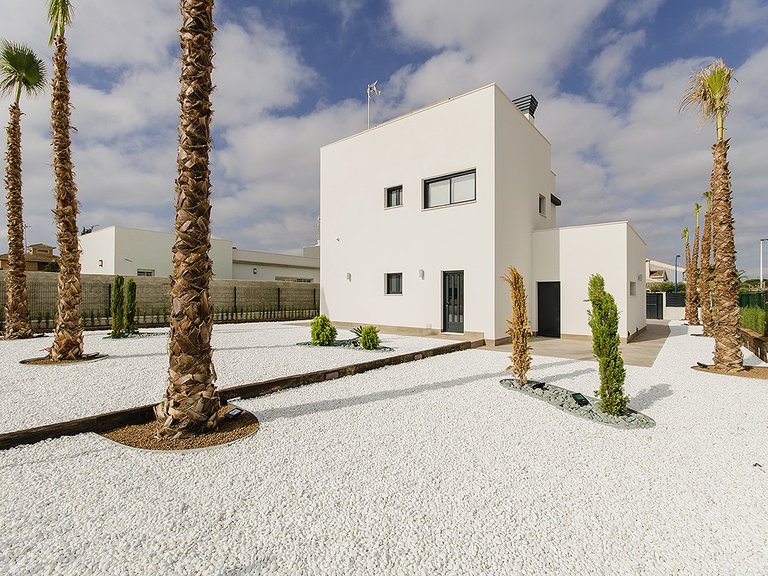 Villa for Sale in Cabo Roig, Alicante 3