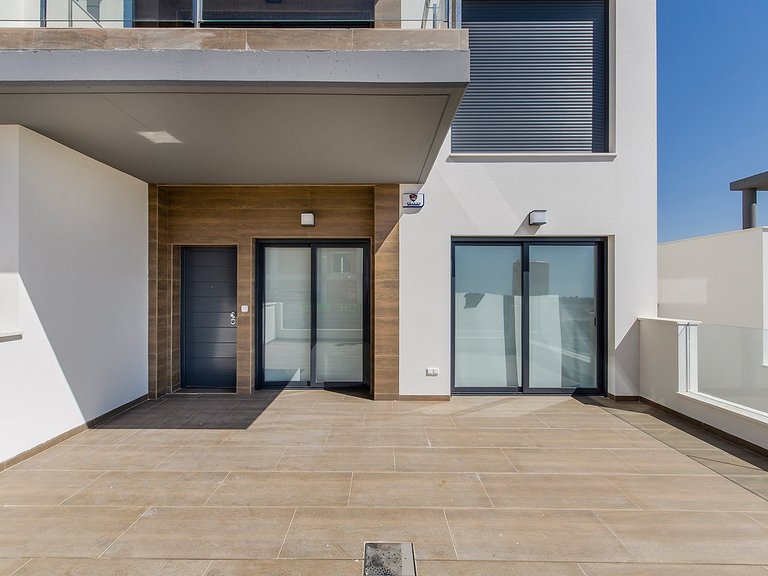 Apartment for Sale in Villamartin, Alicante 4