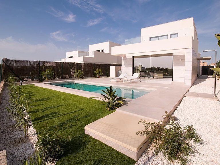 Villa for Sale in La Herrada, Los Montesinos, Alicante 3