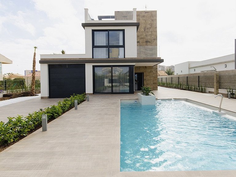 Villa for Sale in Playa Honda, La Manga, Murcia 1