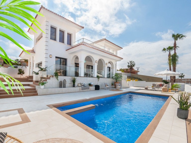 Villa for Sale in Ciudad Quesada, Alicante 1