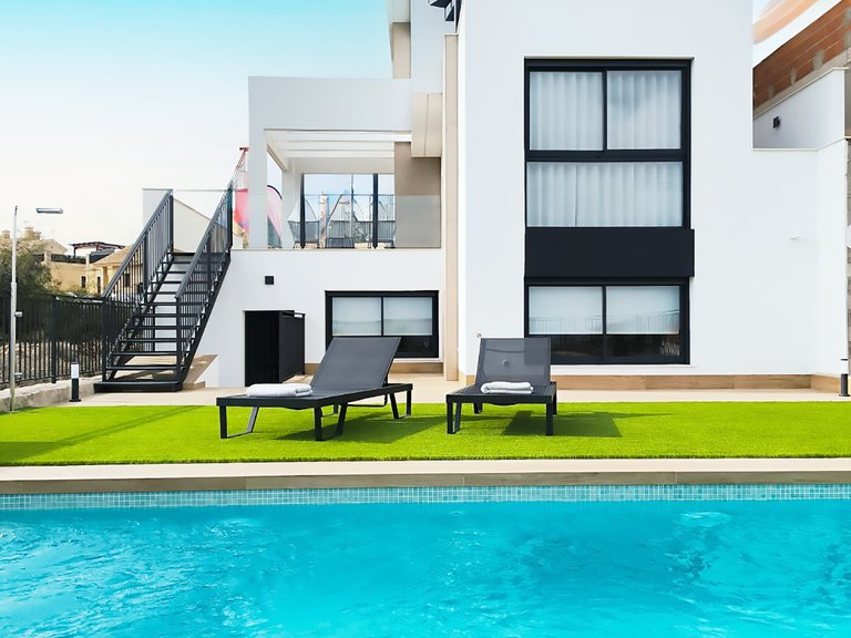 Villa for Sale in La Finca golf resort, Algorfa, Alicante 2