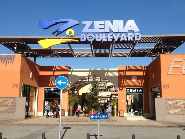 Apartment for Sale in Punta Prima, Alicante 28