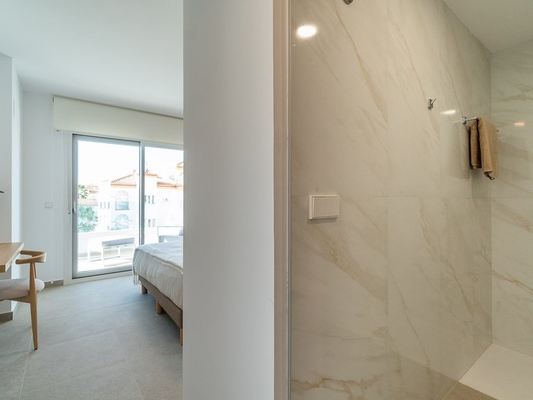 Apartment for Sale in Playa Flamenca, Alicante 36
