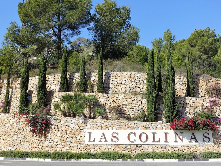 Villa for Sale in Las Colinas golf and country club, Campoamor, Alicante 15