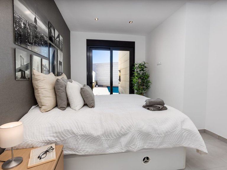Villa for Sale in Pilar De La Horadada, Alicante 32