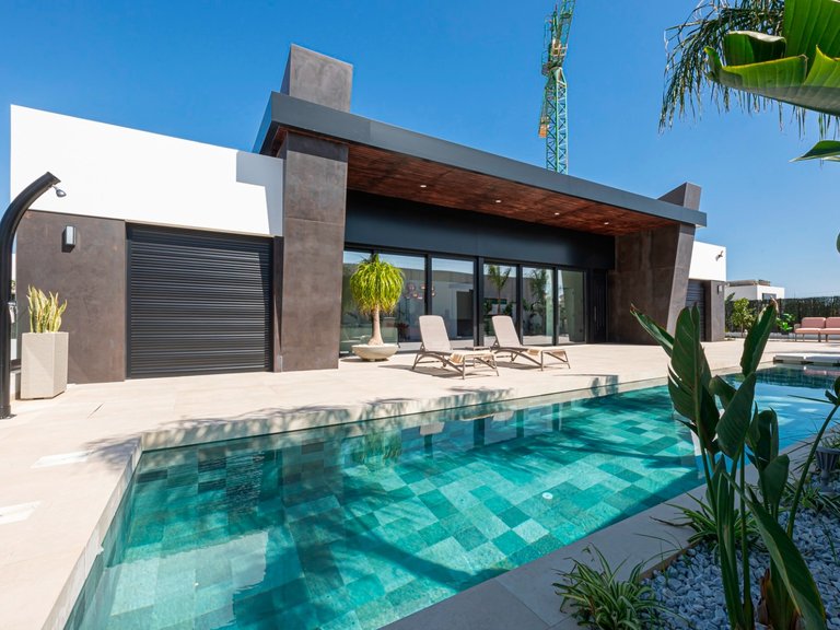 Villa for Sale in Dona Pepa, Ciudad Quesada, Alicante 1