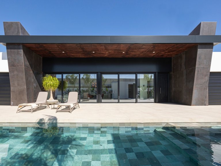 Villa for Sale in Dona Pepa, Ciudad Quesada, Alicante 2