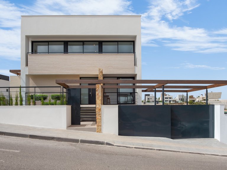 Villa for Sale in Cabo Roig, Alicante 8