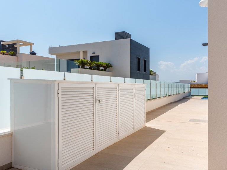 Villa for Sale in Cabo Roig, Alicante 44