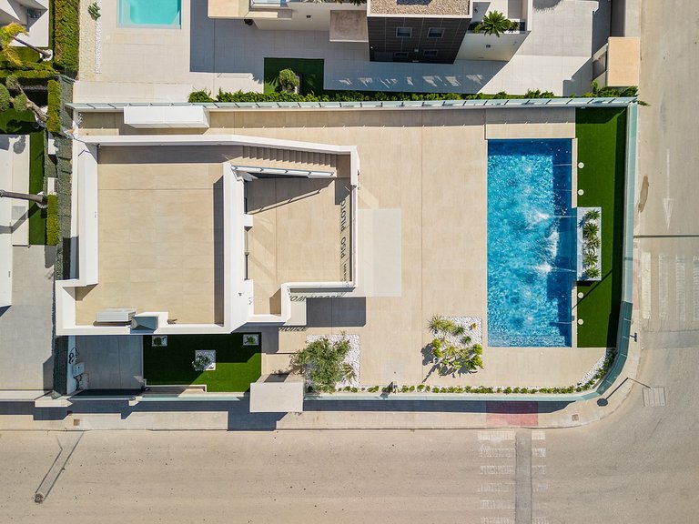 Villa for Sale in Cabo Roig, Alicante 46