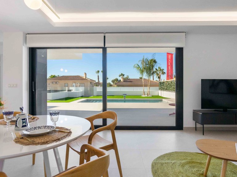 Villa for Sale in Benimar, Benijofar, Alicante 6