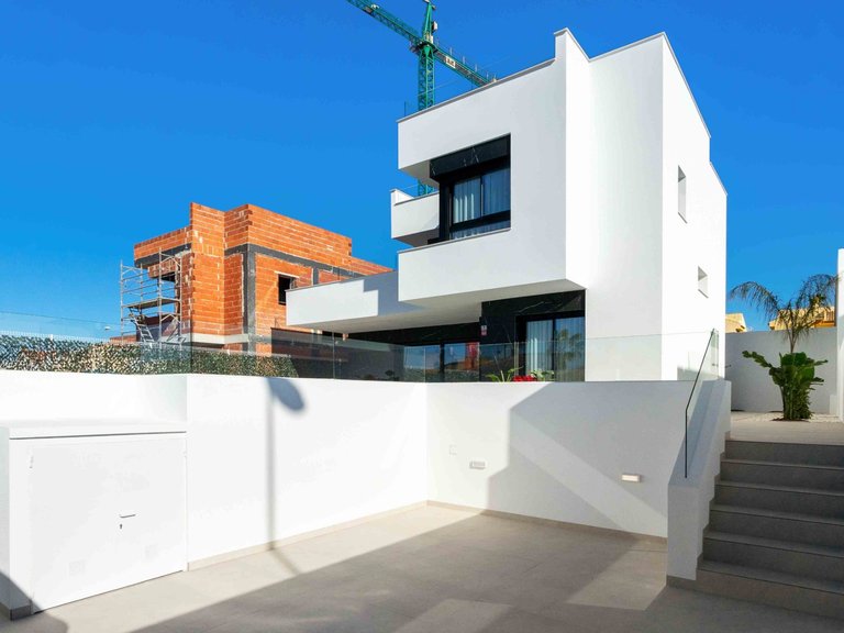 Villa for Sale in Benimar, Benijofar, Alicante 4