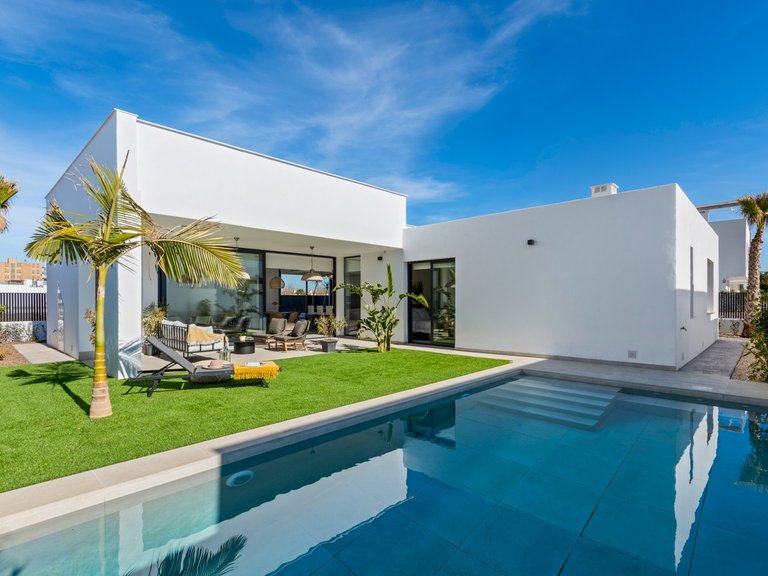 Villa for Sale in Mar de Cristal, La Manga, Murcia 1