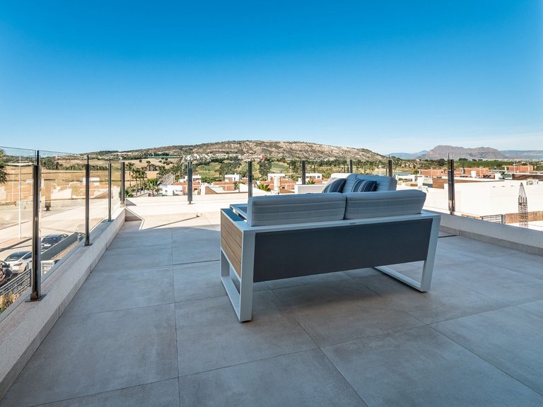 Villa for Sale in La Finca golf resort, Algorfa, Alicante 4