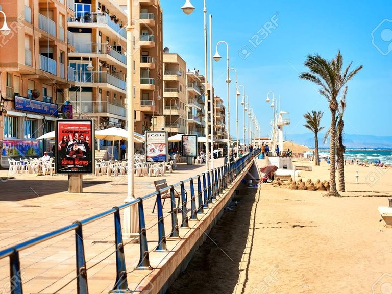 Apartment for Sale in Guardamar Del Segura, Alicante 23