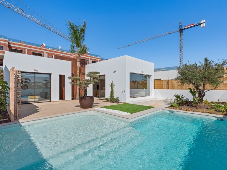 Villa for Sale in Serena Golf resort, Los Alcazares, Murcia 1