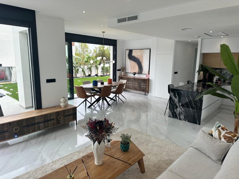 Villa for Sale in Sierra Cortina, Benidorm, Alicante 14