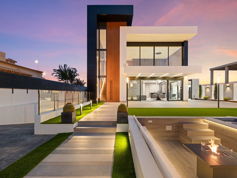 Villa for Sale in La Zenia, Alicante 7