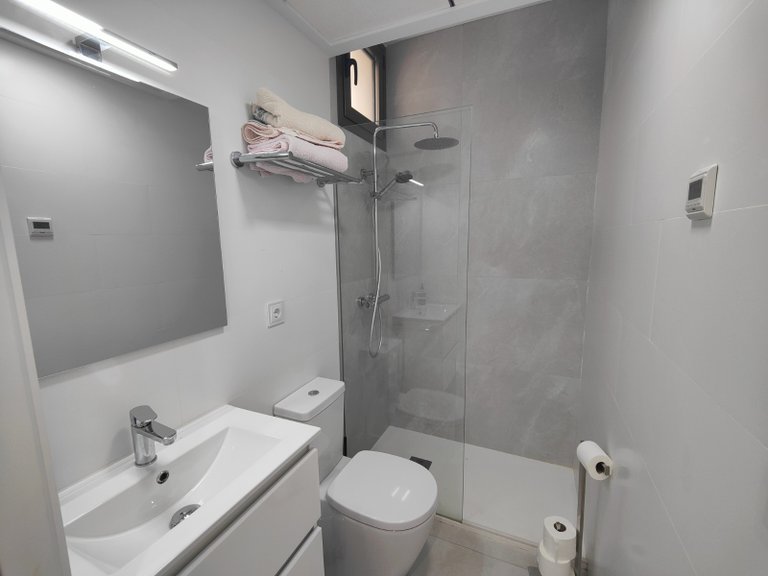 Villa for Sale in Costa Blanca South, Villamartin, Alicante 14