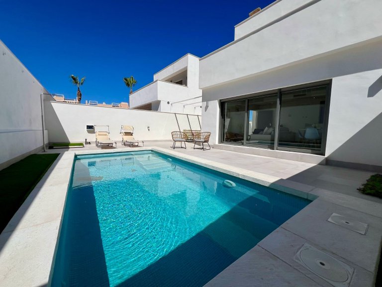 Villa for Sale in El Barranco, Los Dolses, Alicante 7