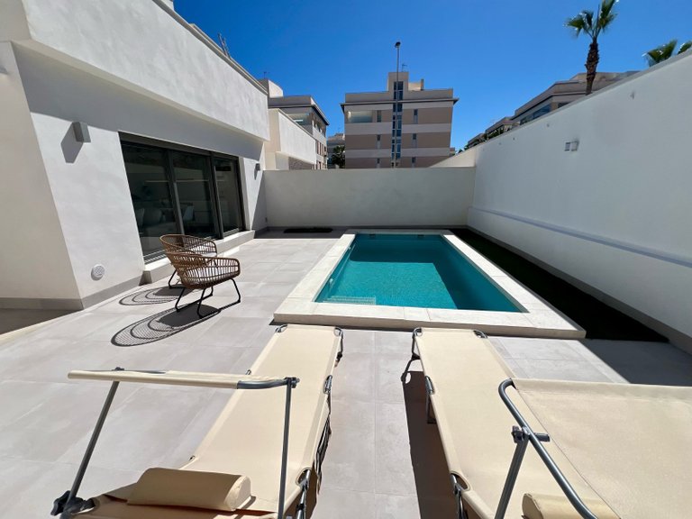 Villa for Sale in El Barranco, Los Dolses, Alicante 3
