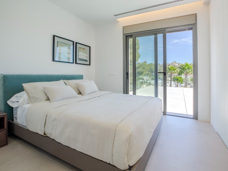 Villa for Sale in Las Colinas golf and country club, Campoamor, Alicante 12