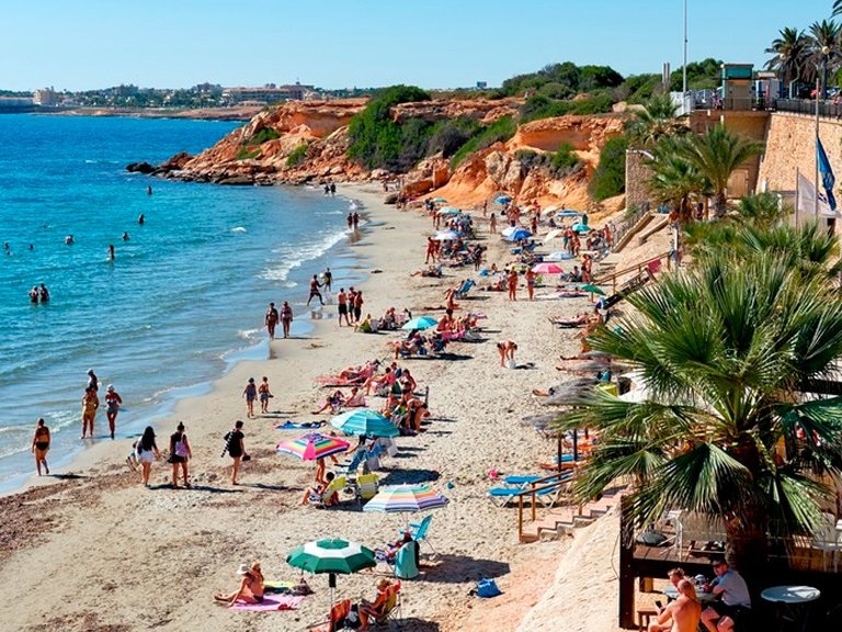 Apartment for Sale in Punta Prima, Alicante 24